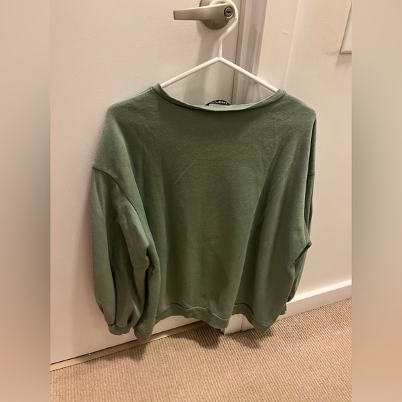 Green Sweater - Picture 3 of 3